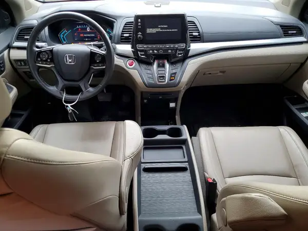 5FNRL6H87JB004819 2018 HONDA ODYSSEY - Image 8