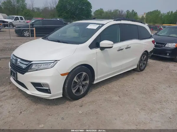 5FNRL6H87JB005100 2018 HONDA ODYSSEY - Image 2