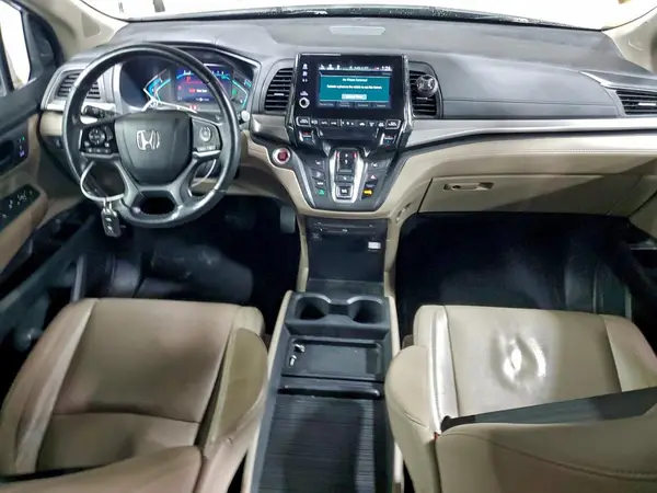 5FNRL6H87JB007865 2018 HONDA ODYSSEY - Image 8
