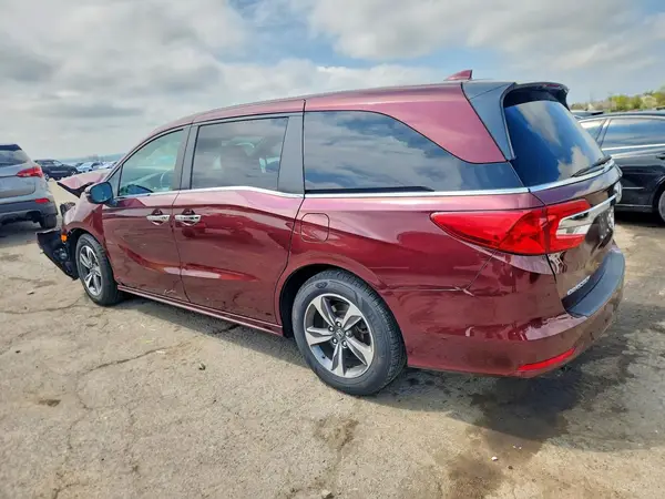 5FNRL6H87JB063207 2018 HONDA ODYSSEY - Image 2