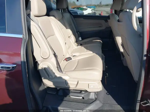 5FNRL6H87MB021673 2021 HONDA ODYSSEY - Image 8