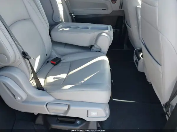 5FNRL6H87NB067599 2022 HONDA ODYSSEY - Image 8