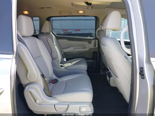 5FNRL6H87PB071221 2023 HONDA ODYSSEY - Image 8