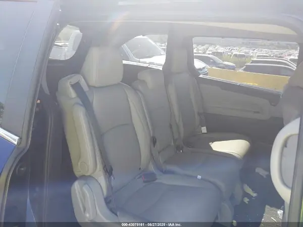 5FNRL6H87RB002662 2024 HONDA ODYSSEY - Image 8