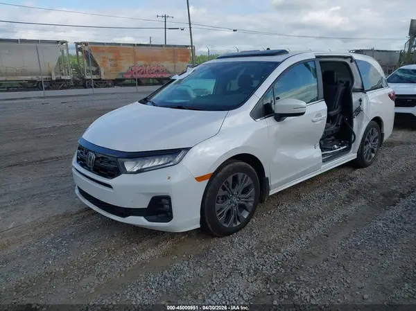 5FNRL6H87SB021699 2025 HONDA ODYSSEY - Image 2