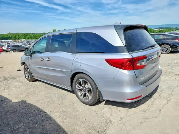 5FNRL6H88JB020401 2018 HONDA ODYSSEY - Image 2