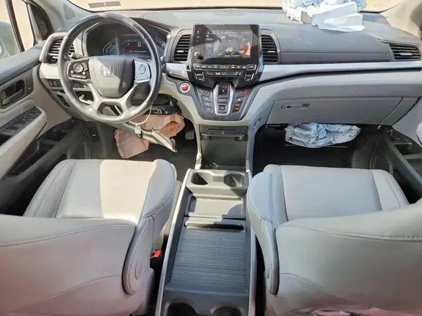 5FNRL6H88JB020401 2018 HONDA ODYSSEY - Image 8