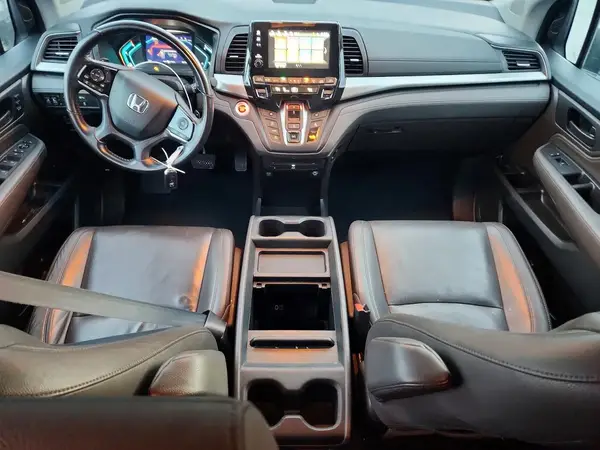 5FNRL6H88JB032872 2018 HONDA ODYSSEY - Image 8