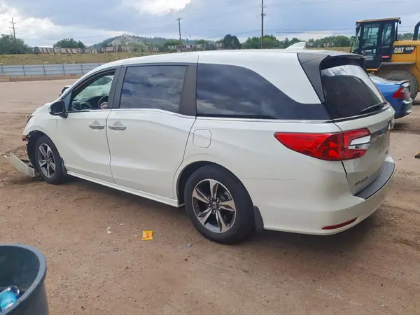 5FNRL6H88JB048635 2018 HONDA ODYSSEY - Image 2