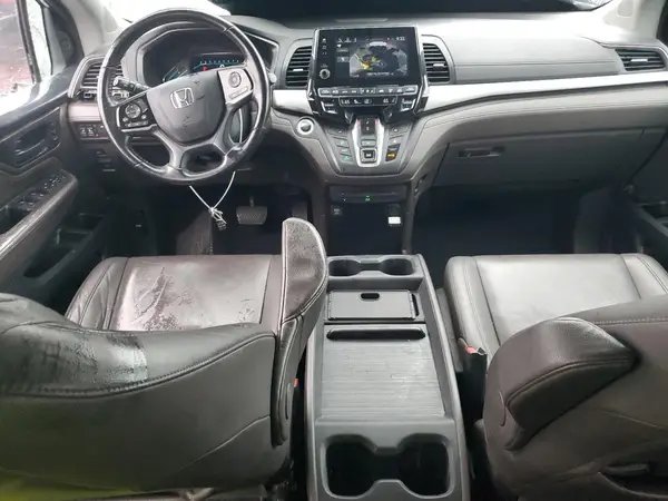 5FNRL6H88JB061076 2018 HONDA ODYSSEY - Image 8