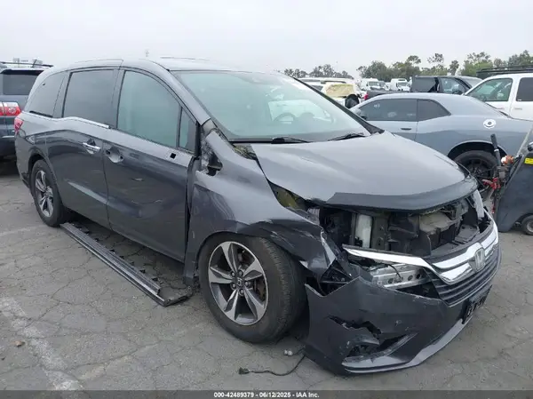 5FNRL6H88JB062213 2018 HONDA ODYSSEY - Image 1