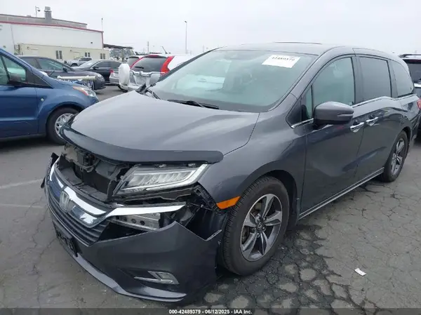 5FNRL6H88JB062213 2018 HONDA ODYSSEY - Image 2