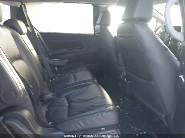 5FNRL6H88JB500762 2018 HONDA ODYSSEY - Image 8