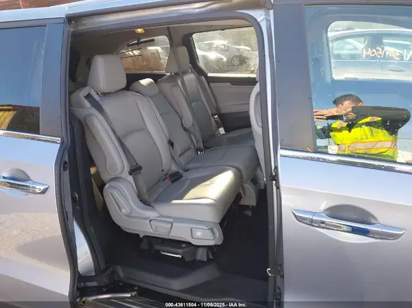 5FNRL6H88NB053680 2022 HONDA ODYSSEY - Image 8