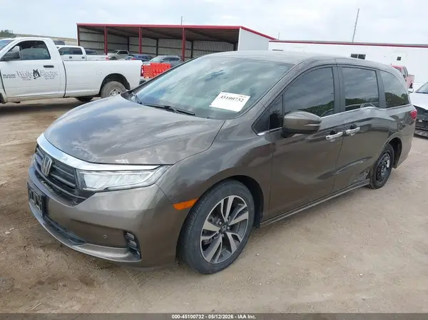 5FNRL6H88PB007981 2023 HONDA ODYSSEY - Image 2