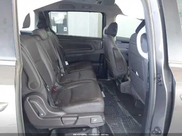 5FNRL6H88PB017040 2023 HONDA ODYSSEY - Image 8