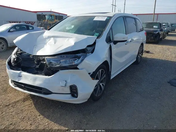 5FNRL6H88PB036039 2023 HONDA ODYSSEY - Image 2