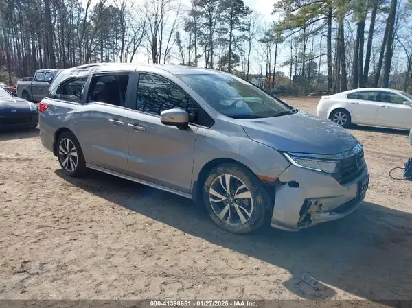 5FNRL6H88PB053097 2023 HONDA ODYSSEY - Image 1