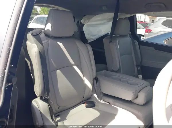 5FNRL6H88PB073964 2023 HONDA ODYSSEY - Image 8