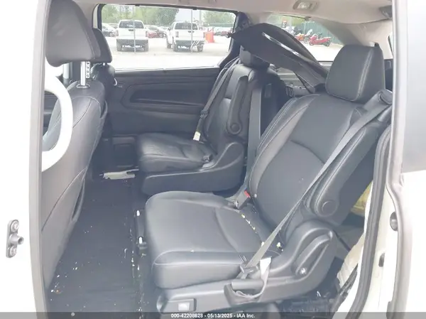 5FNRL6H88PB079716 2023 HONDA ODYSSEY - Image 8