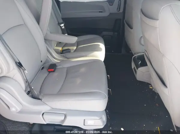 5FNRL6H88RB026792 2024 HONDA ODYSSEY - Image 8