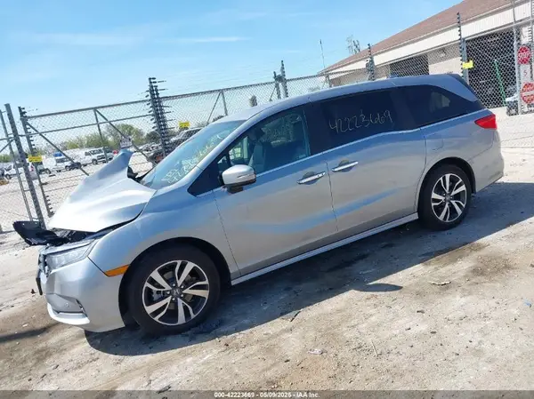 5FNRL6H88RB046282 2024 HONDA ODYSSEY - Image 2