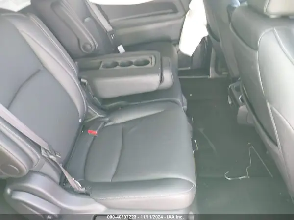 5FNRL6H88RB060067 2024 HONDA ODYSSEY - Image 8