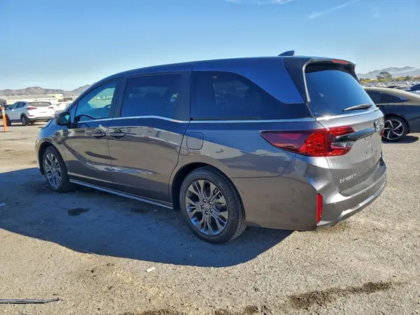 5FNRL6H88SB028743 2025 HONDA ODYSSEY - Image 2