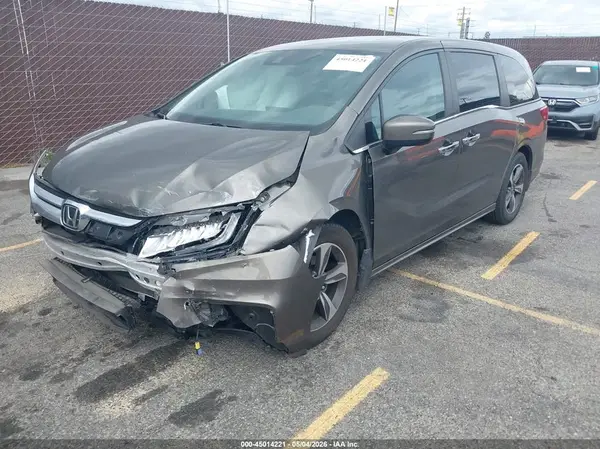 5FNRL6H89JB005583 2018 HONDA ODYSSEY - Image 2