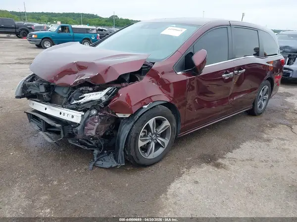 5FNRL6H89JB019578 2018 HONDA ODYSSEY - Image 2