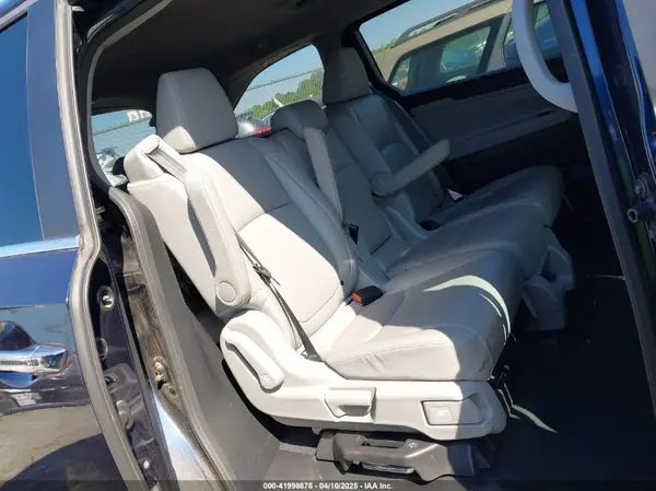 5FNRL6H89JB078713 2018 HONDA ODYSSEY - Image 8