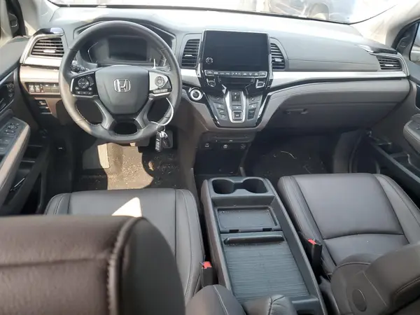 5FNRL6H89RB021617 2024 HONDA ODYSSEY - Image 8