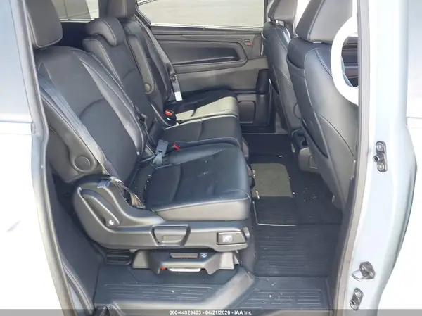 5FNRL6H89RB036411 2024 HONDA ODYSSEY - Image 8