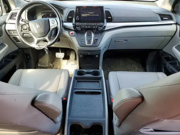 5FNRL6H8XJB001428 2018 HONDA ODYSSEY - Image 8