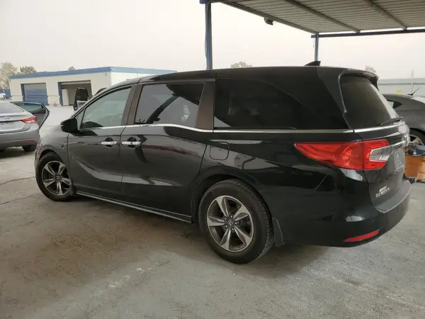 5FNRL6H8XJB007472 2018 HONDA ODYSSEY - Image 2