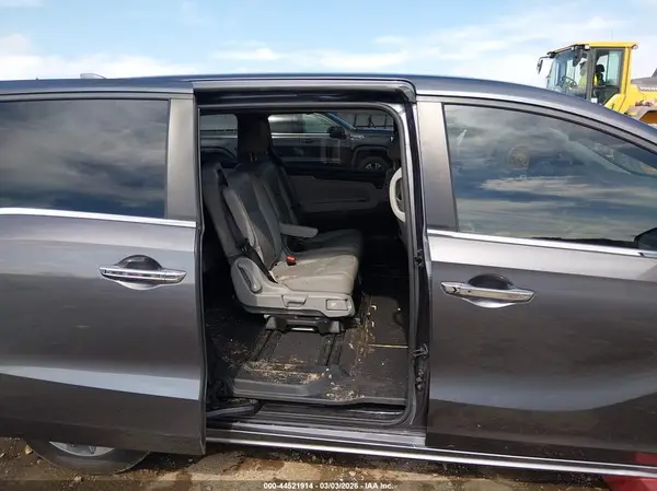 5FNRL6H8XJB017693 2018 HONDA ODYSSEY - Image 8