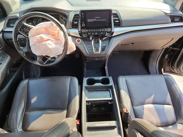 5FNRL6H8XJB021503 2018 HONDA ODYSSEY - Image 8