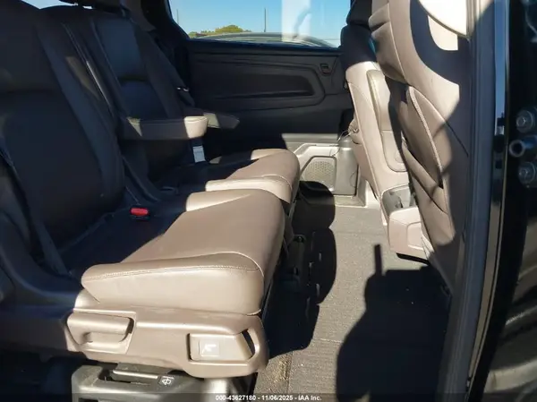 5FNRL6H8XJB028614 2018 HONDA ODYSSEY - Image 8