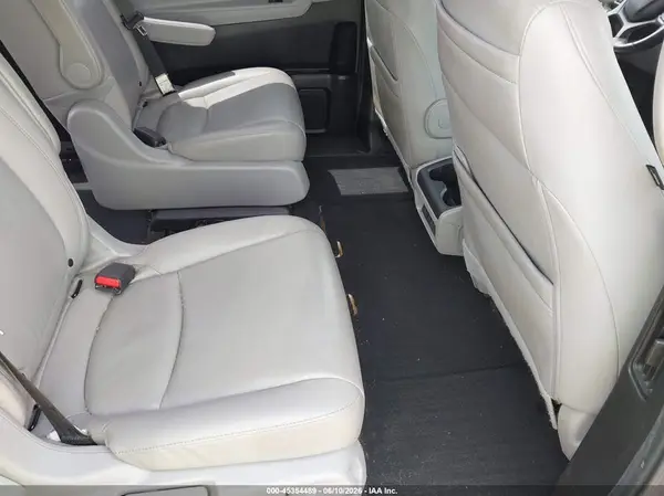 5FNRL6H8XJB040391 2018 HONDA ODYSSEY - Image 8