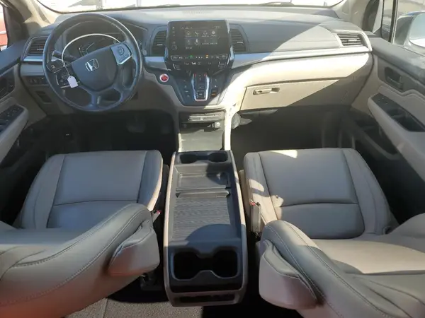 5FNRL6H8XJB051844 2018 HONDA ODYSSEY - Image 8