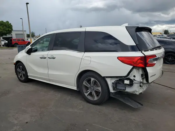 5FNRL6H8XJB062679 2018 HONDA ODYSSEY - Image 2