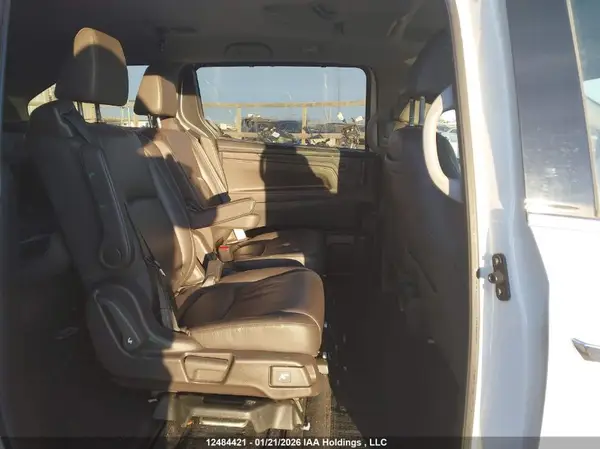 5FNRL6H8XKB504085 2019 HONDA ODYSSEY - Image 8
