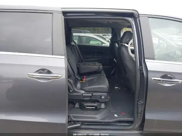 5FNRL6H8XMB033980 2021 HONDA ODYSSEY - Image 8