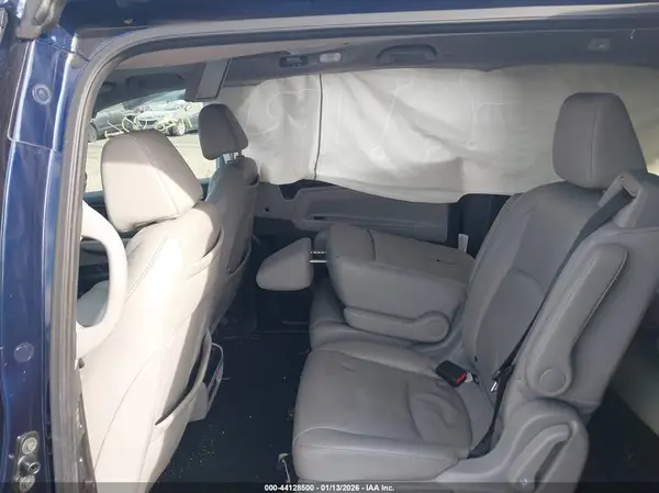 5FNRL6H8XNB057584 2022 HONDA ODYSSEY - Image 8