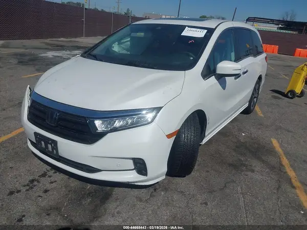 5FNRL6H8XPB022207 2023 HONDA ODYSSEY - Image 2