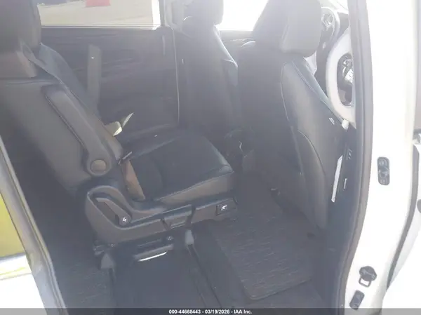 5FNRL6H8XPB022207 2023 HONDA ODYSSEY - Image 8