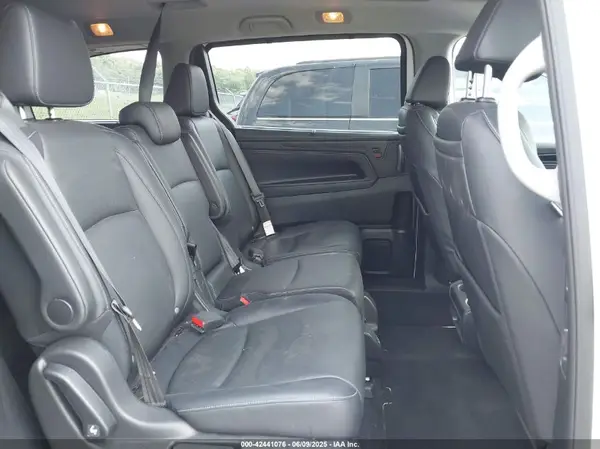 5FNRL6H8XPB038875 2023 HONDA ODYSSEY - Image 8