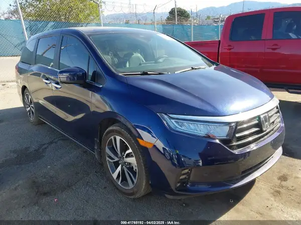 5FNRL6H8XRB008035 2024 HONDA ODYSSEY - Image 1