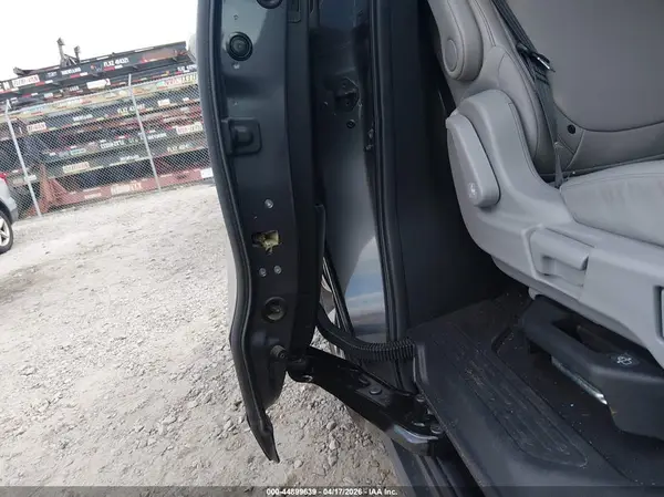 5FNRL6H8XRB012179 2024 HONDA ODYSSEY - Image 8