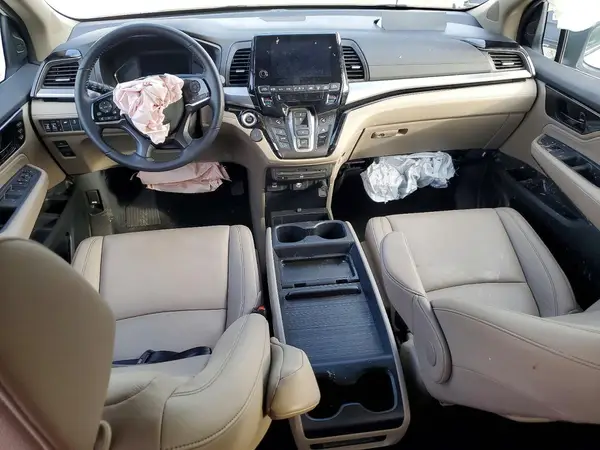 5FNRL6H8XRB068946 2024 HONDA ODYSSEY - Image 8